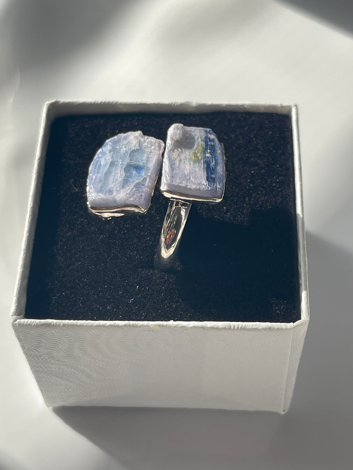 Blue Kyanite adjustable ring side view