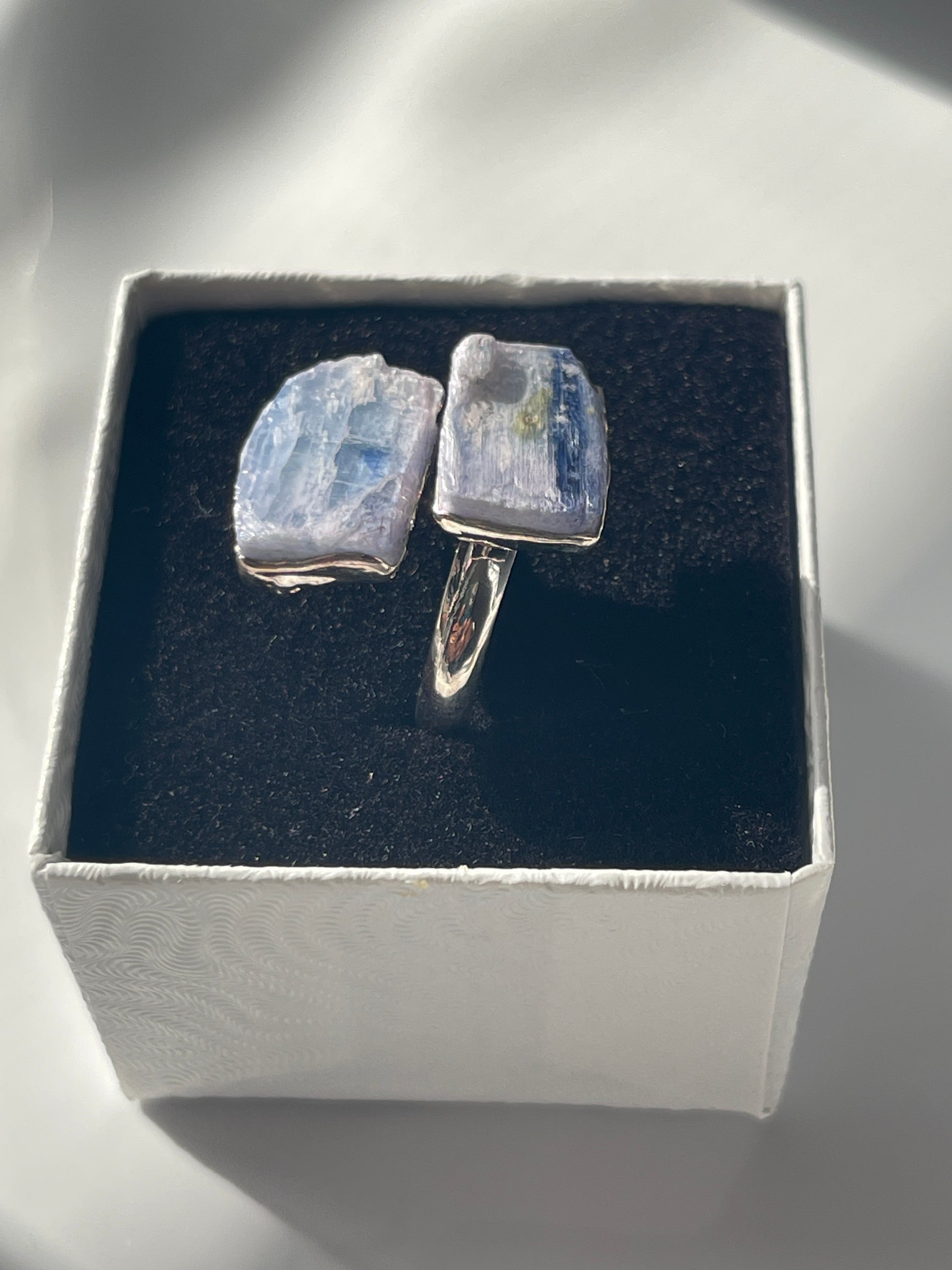 Blue Kyanite adjustable ring side view 