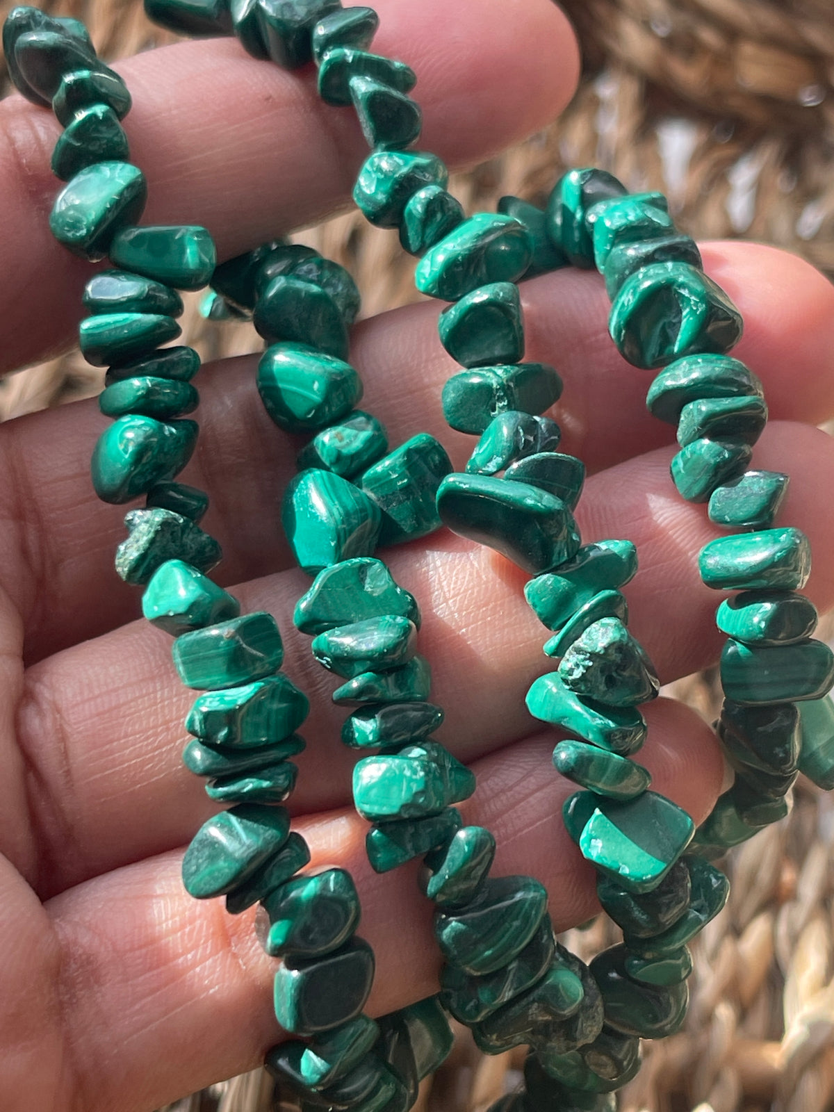 Malachite_Necklace_30-32 Inches in hand 
